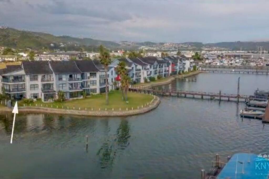 Waterfront Apartment Knysna Extérieur photo